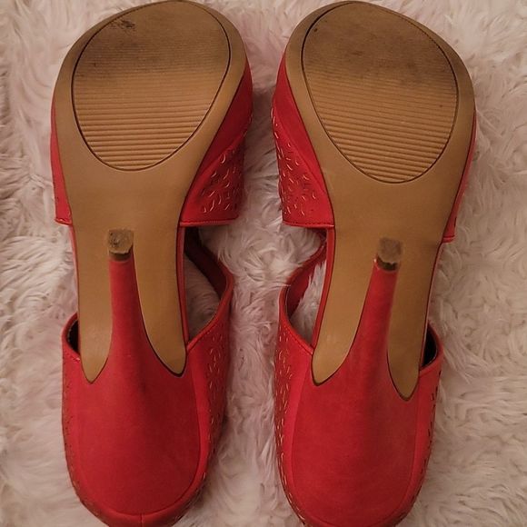 Elle Women's Platform Heels - Picture 12 of 16